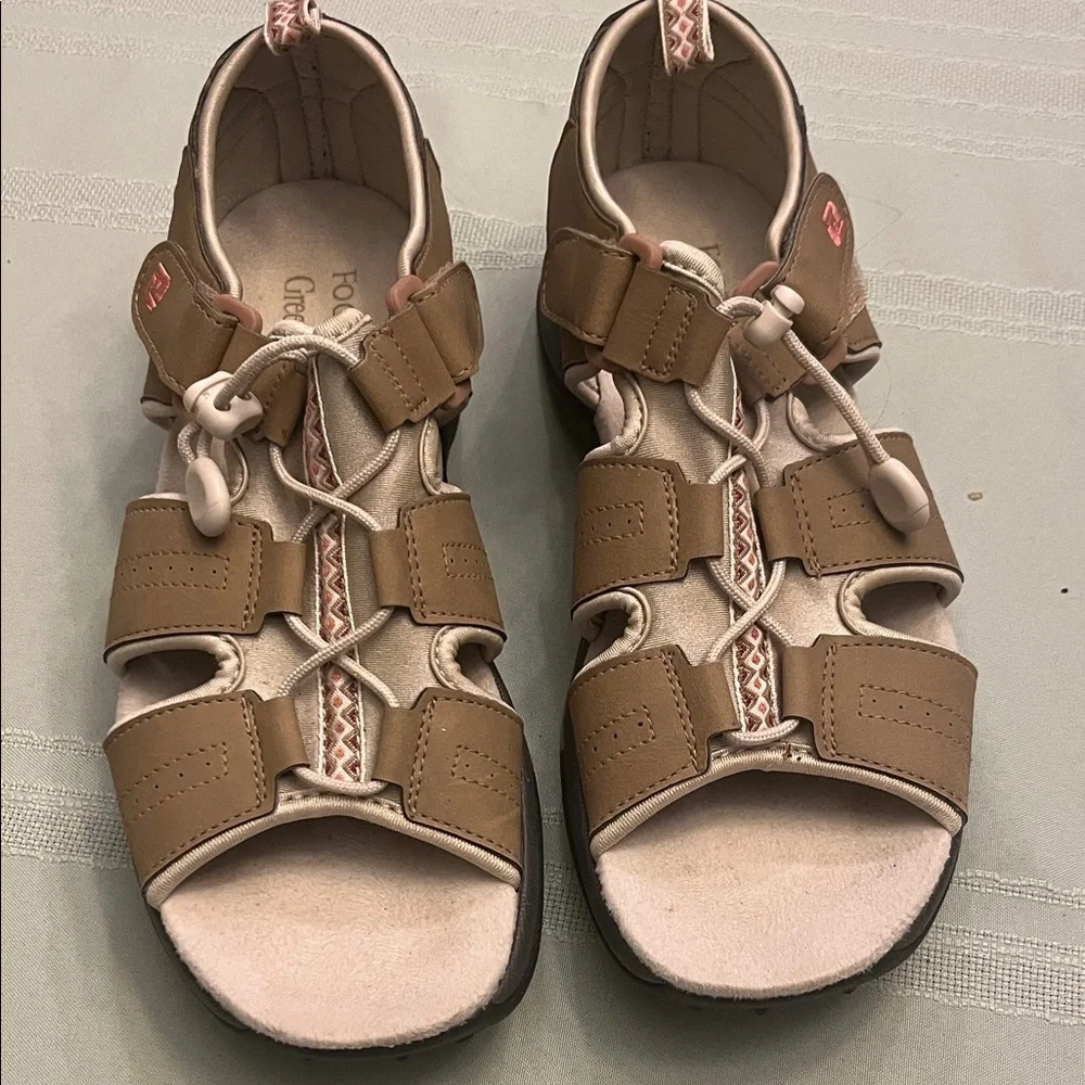 FootJoy Women's Brown and Cream Sandals